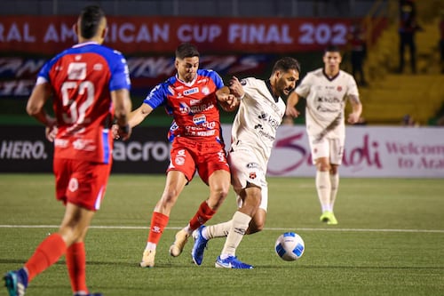 Alajuelense arrancará la Copa Centroamericana con un partido muy picante y que aún duele a muchos