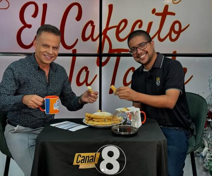 Martín Soto, periodista deportivo de canal 8 de Multimedios.