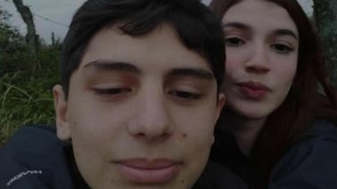 Cumpleañero que perdió a su novia en choque pidió que lo llevaran al funeral antes de ser operado