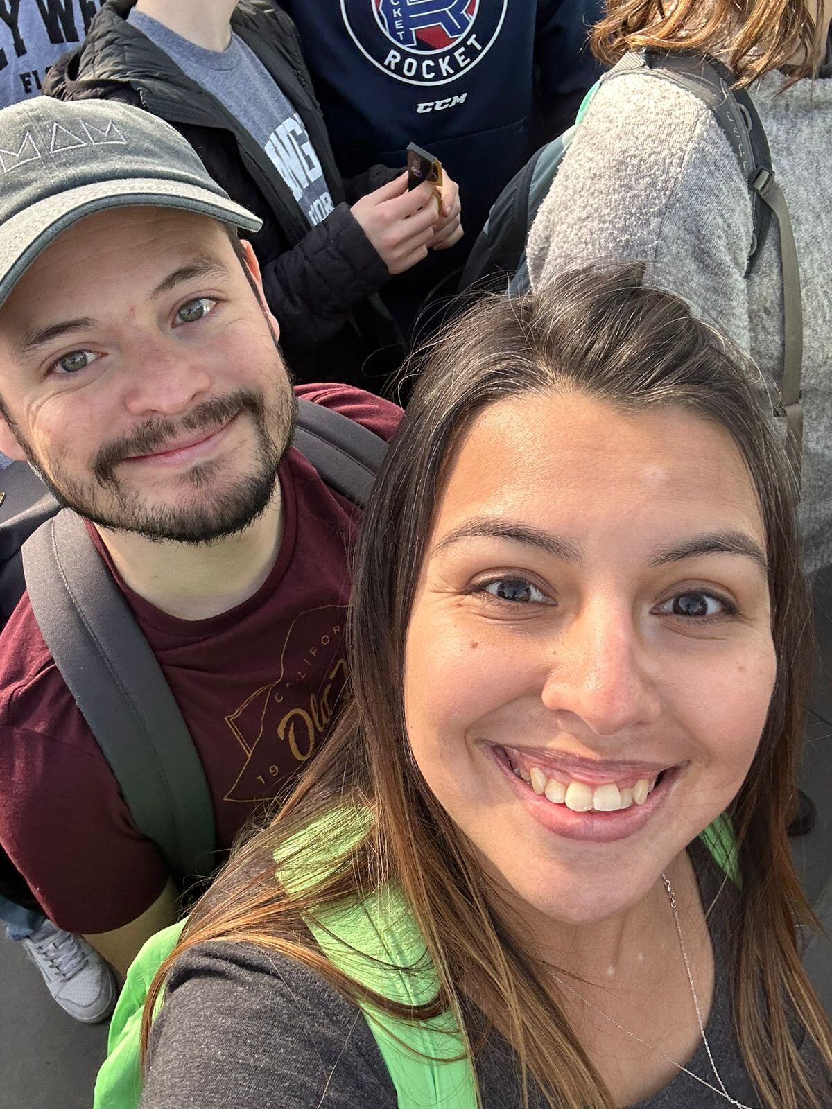 Pareja de ticos viajó 10 horas para ver el eclipse en su máximo esplendor