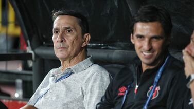 Alajuelense cambió de lado en el banquillo luego de muchos años, ¿qué pasó?