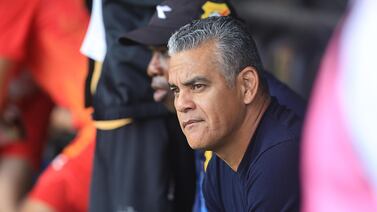 Héctor Altamirano, técnico de Herediano, se fue con el mismo sinsabor de muchos florenses