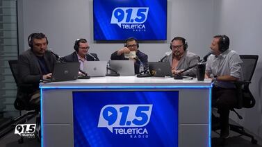 Periodista de Teletica Radio pasó un momento incómodo debido a una confusión de colores
