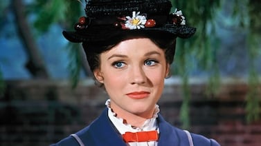 Protagonista de Mary Poppins sorprende con reaparición tras años lejos de cámaras y así luce