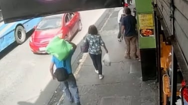 Este sería el hombre al que asaltantes estrangularon hasta la muerte en San José centro a plena luz del día