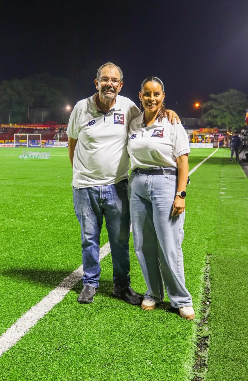 Xinia Ramírez, comentarista de Deportes El Cazador.