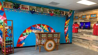 Tico puso una pulpería en Estados Unidos y es todo un éxito