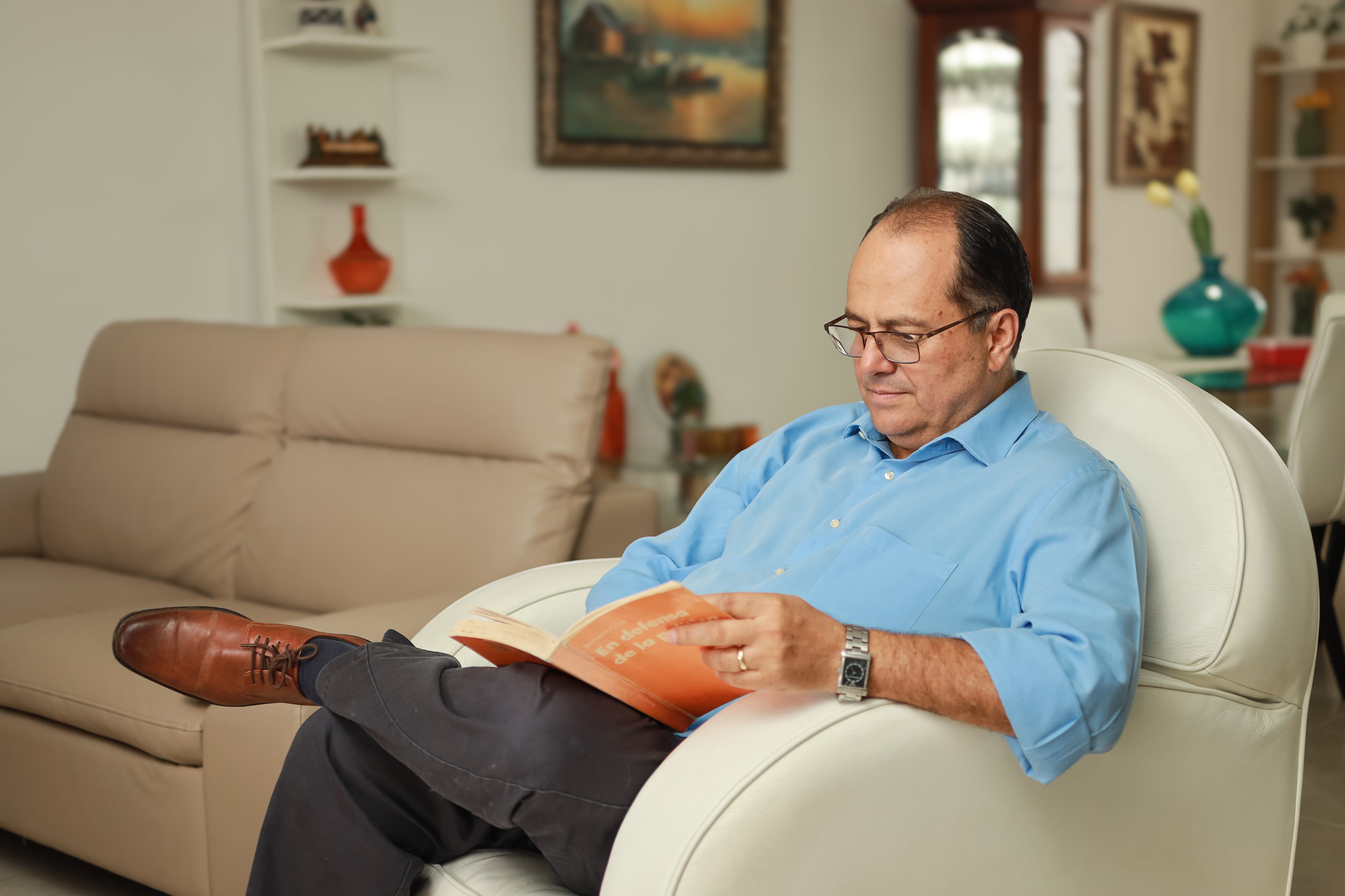 Claudio Alpízar, candidato presidencial del Partido Esperanza Nacional