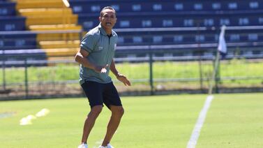 Esposa de Wálter Centeno mostró quién le roba los suspiros al técnico