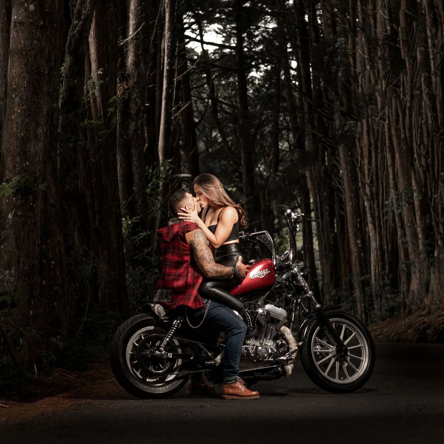 Presentadora Gipzy Montoya y su esposo Mauricio Motta. Instagram