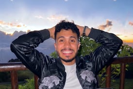 Araya Vlogs expuso a seguidor con nombre y apellido tras comentario que le molestó