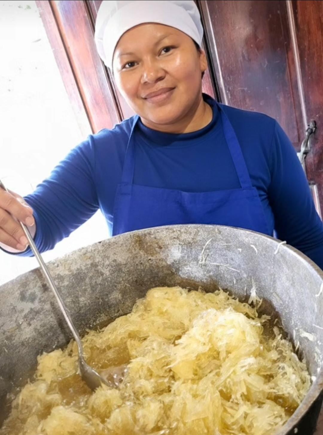 La nicaragüense Yorlin Sánchez tomó en el 2018 la difícil decisión de dejar su país natal y venirse para Costa Rica en busca de un mejor futuro para ella y su hijo mayor que en aquel momento tenía 5 años.