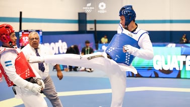 Esto es lo que debe hacer un medallista tico en la calle para poder competir en torneo en Perú