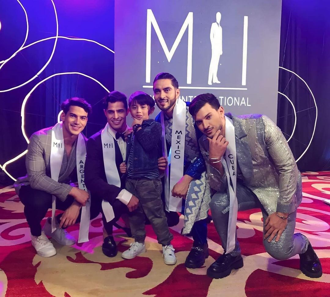 Roberto Mena, modelo y Mr. World Costa Rica 2023.