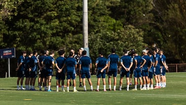 Fernando Batista da prelista para los amistosos contra Colombia e Inglaterra