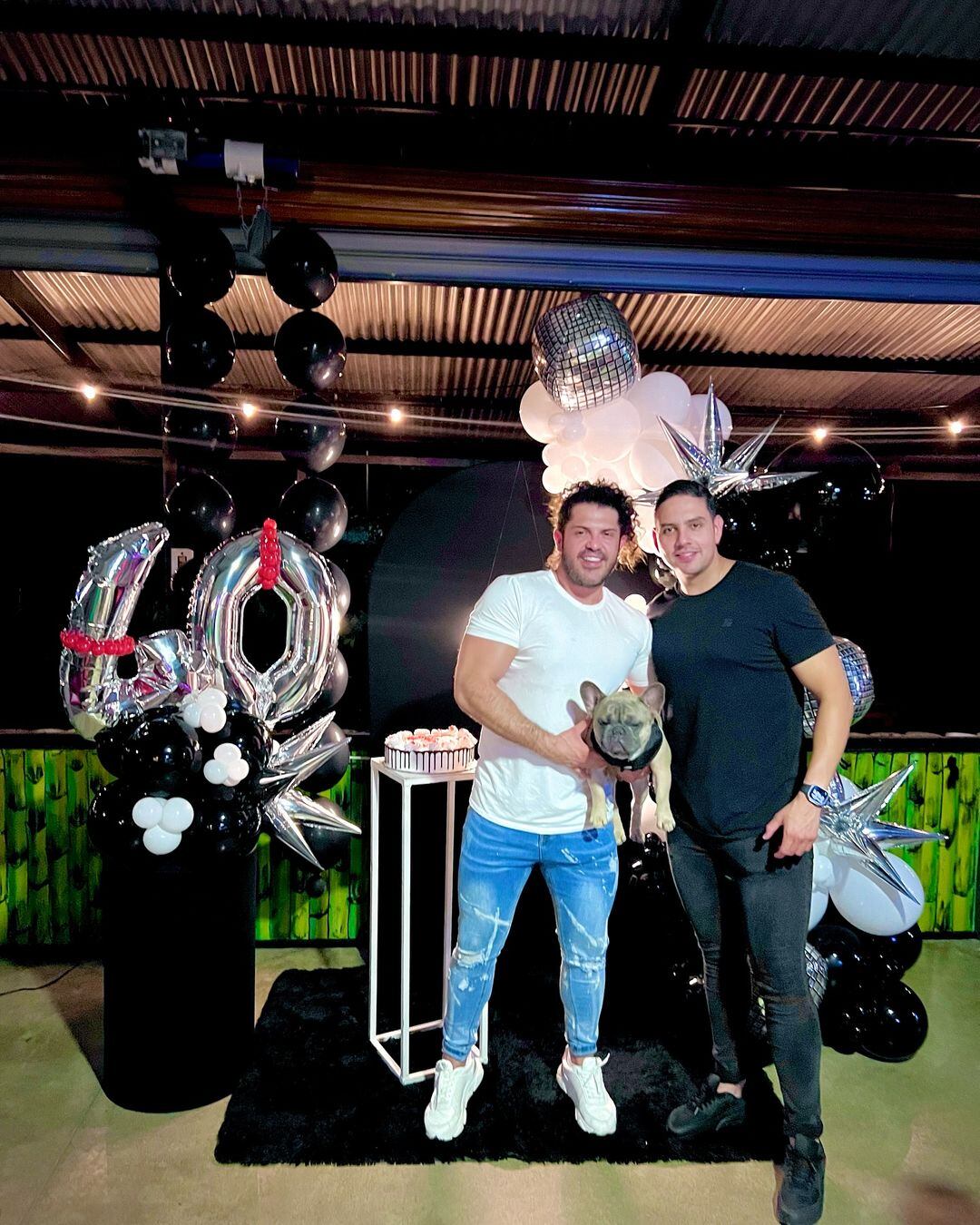 Periodista Edgardo Camacho y su novio colombiano César Rivera