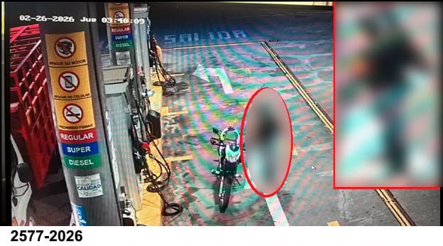 El OIJ busca este carro negro para resolver un homicidio en Quepos