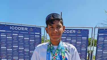 Adolescente cartaginés clasificó al Mundial de Triatlón en España y busca apoyo para cumplir su sueño