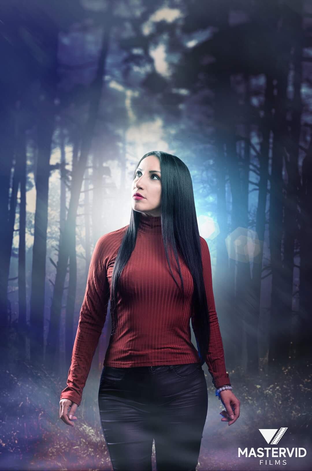 Sussy Carballo, conocida como La Cazadora de Espantos, publica nuevo  libro que se llama Caso y Evidencias Reales de Investigación ParanormalCR