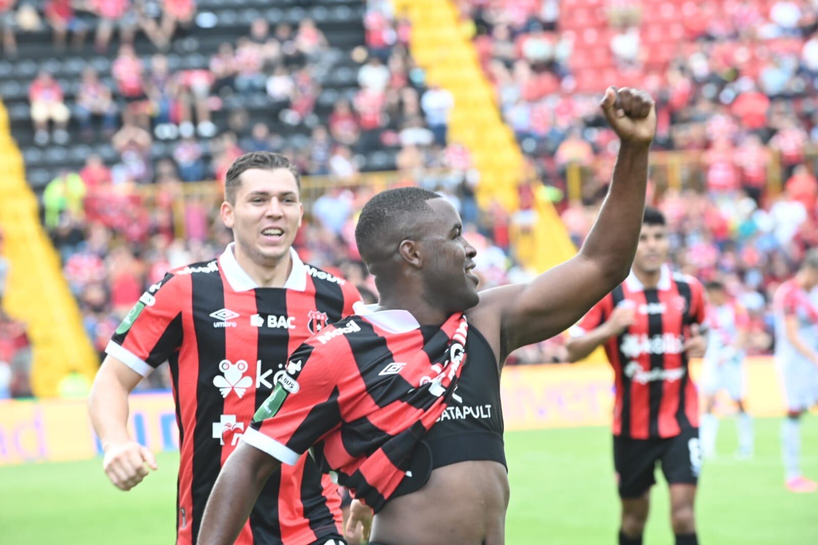 12/05/2024/ juego entre Liga Deportiva Alajuelense vs Guanacasteca / Foto Albert Marín