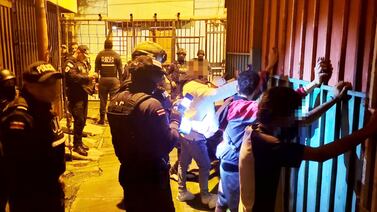 Tres prófugos de la justicia detenidos en operativo policial en Pavas