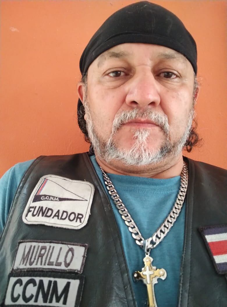 Eduardo Murillo Chavarría, presidente del Comité Cívico Nacional de Motociclistas, advierte que los motociclistas se oponen a la idea del ministro de Seguridad Pública, Mario Zamora, de que usen chaleco con la placa de la moto bien grande