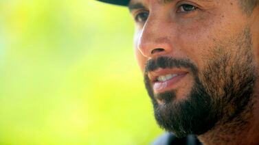 Jugadores del Saprissa felicitan a Marvin Angulo en su día especial