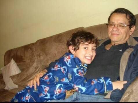 Rubén McAdam trabaja en Teletica desde hace casi tres años; el programa Calle 7: Informativo es su casa