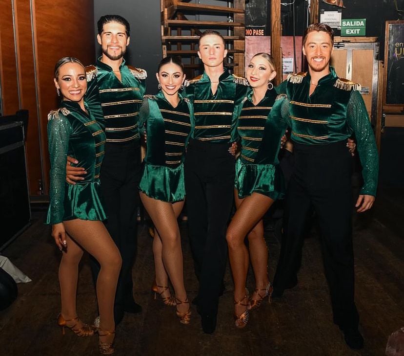 Bailarín y coreógrafo César Abarca Brenes