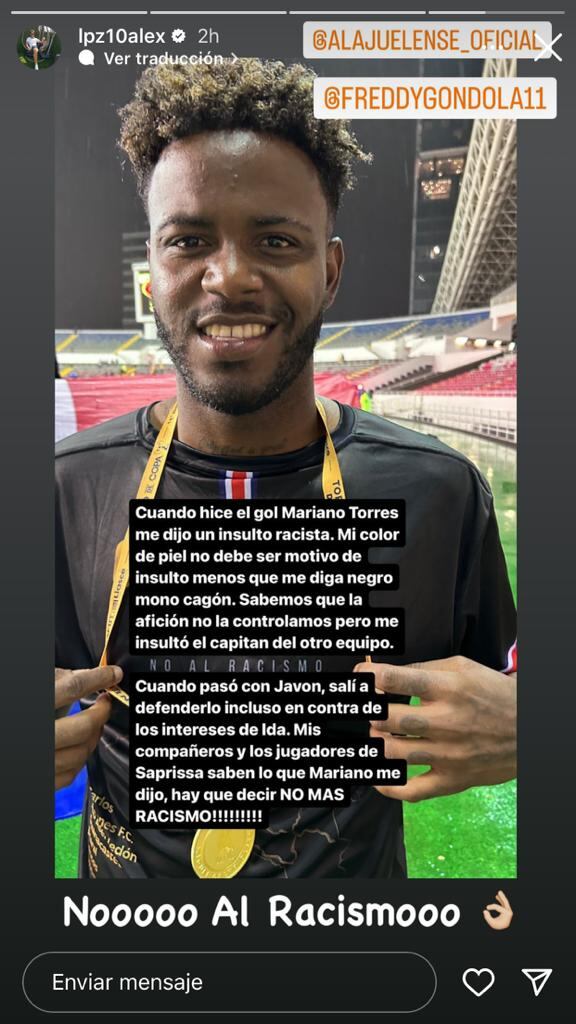 Jugadores de Alajuelense se solidarizan con Freddy Góndola tras denuncia de racismo contra Mariano Torres. Foto: Instagram