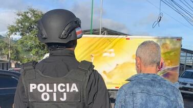 Frenan a hombre de 51 años que tendría en pánico a varios comerciantes