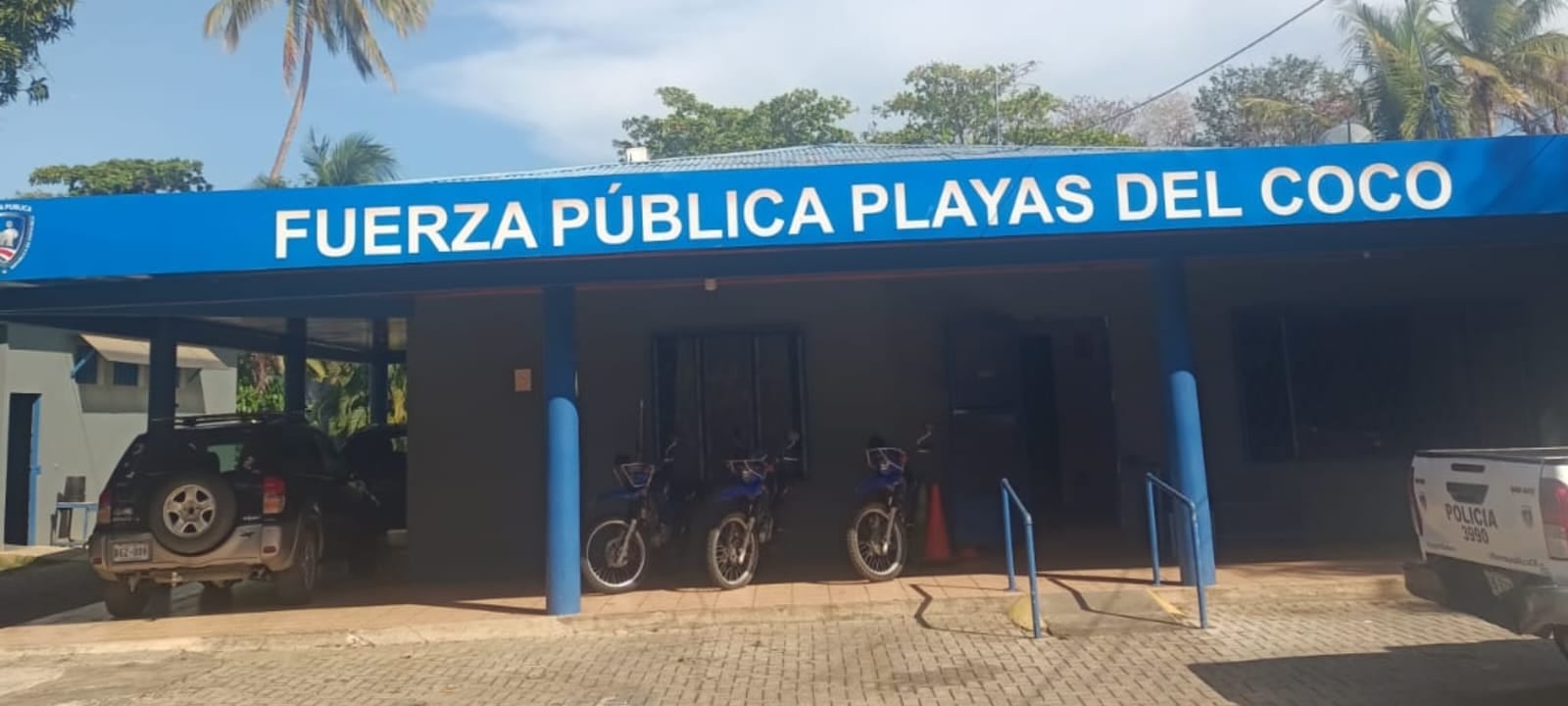 La mamá entregó a su hijo en la delegación policial de Playas del Coco. Foto MSP.
