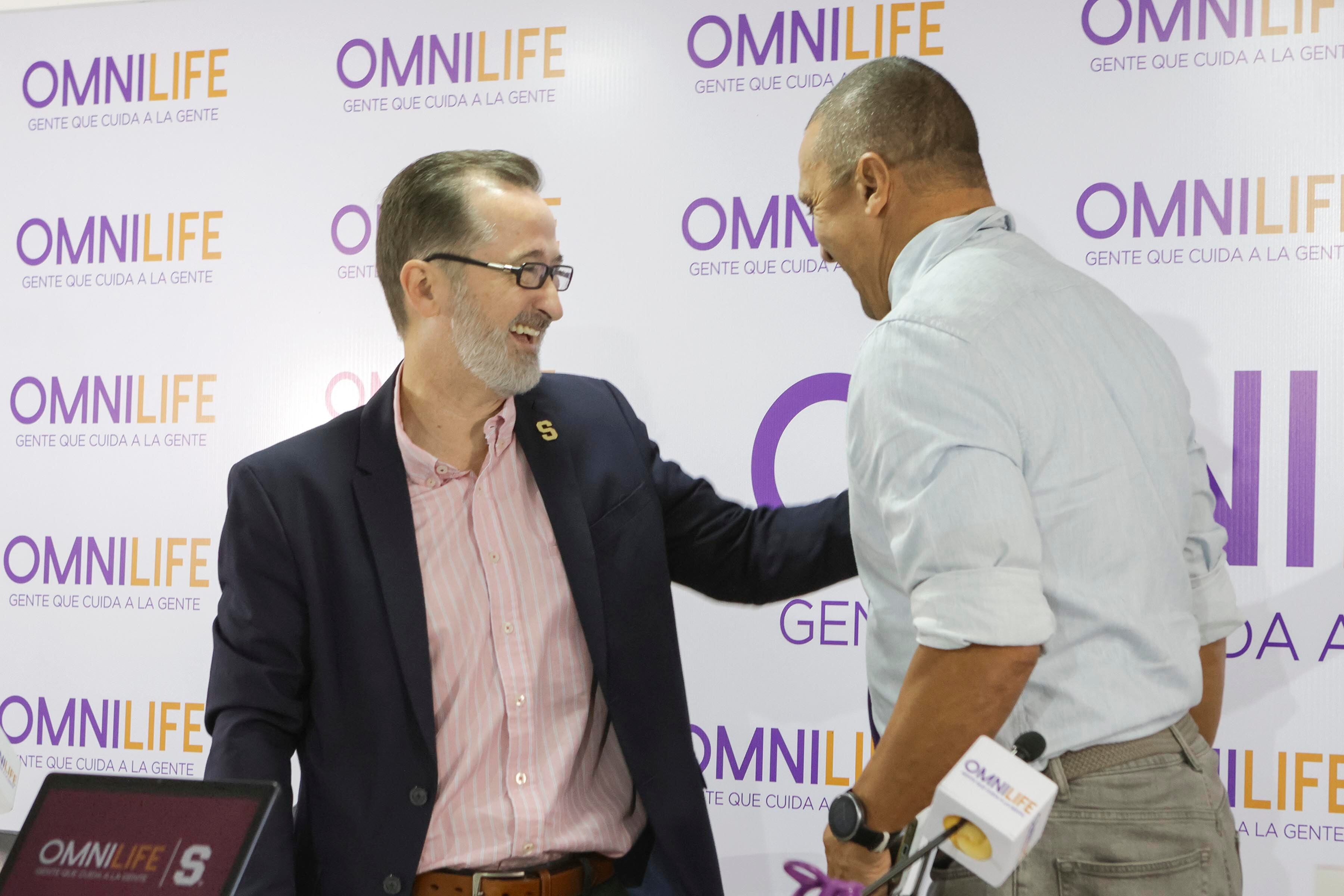 Saprissa presenta a sus nuevos jugadores panameños