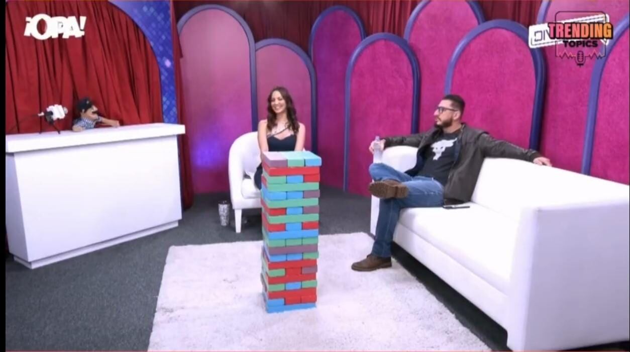 Luis Carlos Monge y Veronica González en Divinazzz