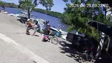 Espantoso homicidio en Chomes quedó grabado por cámaras y víctima vio escapar a su agresor antes de morir