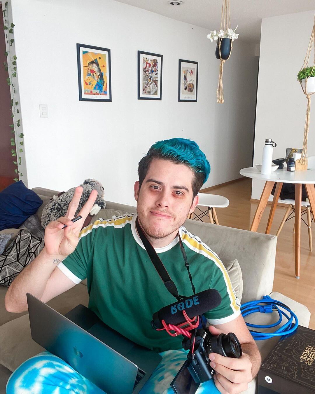 José González, youtuber tico radicado en México.