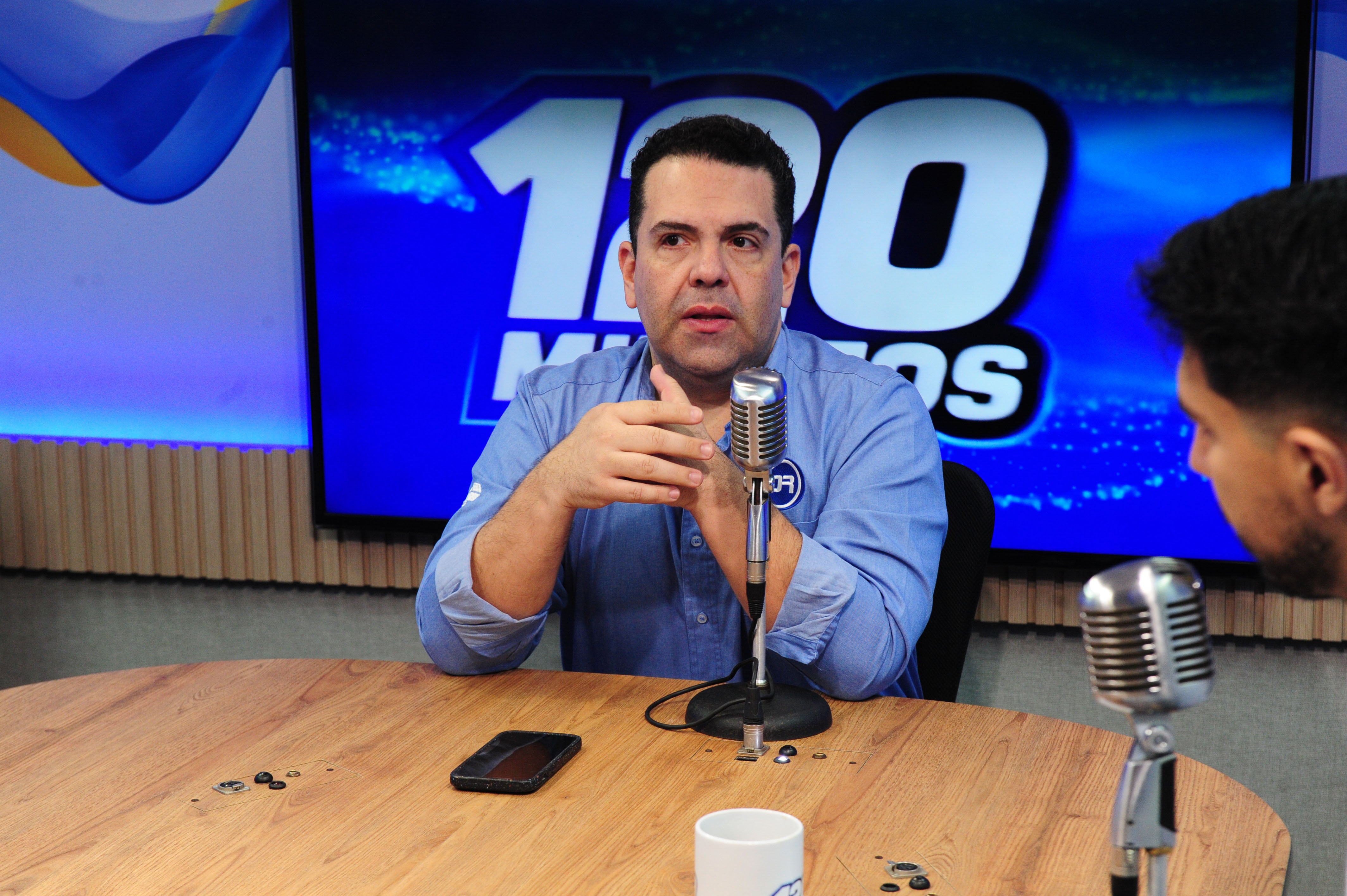 Programa deportivo 120 Minutos Repretel.