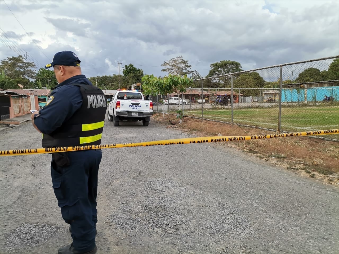 Hallan cabeza de hombre dentro de bolsa de basura en Puntarenas. Foto Andrés Garita.