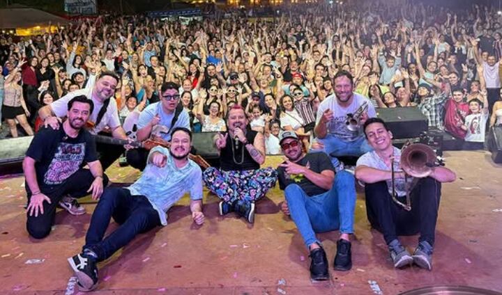 Los Ajenos y Zau grabaron juntos el tema "Tamarindo".