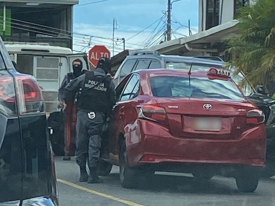 Desmantelan banda dedicada al tráfico ilícito de migrantes.