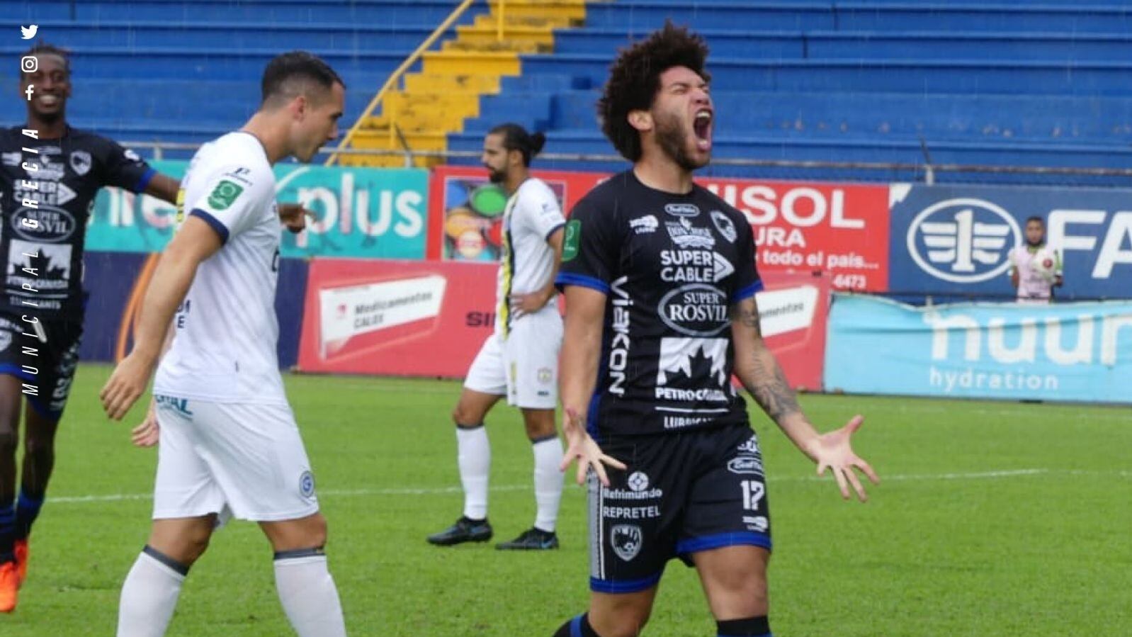 El mexicano Byan Martínez sigue siendo de los puntos altos de Grecia. Prensa Grecia.