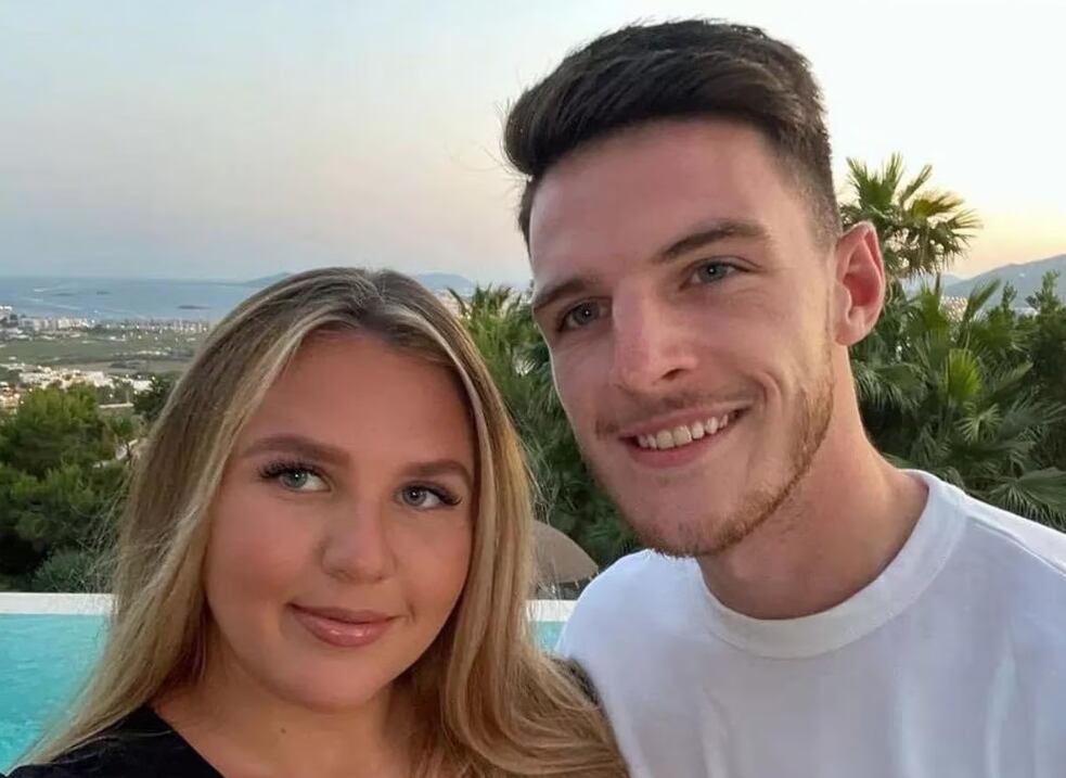 Ambos están muy enamorados.