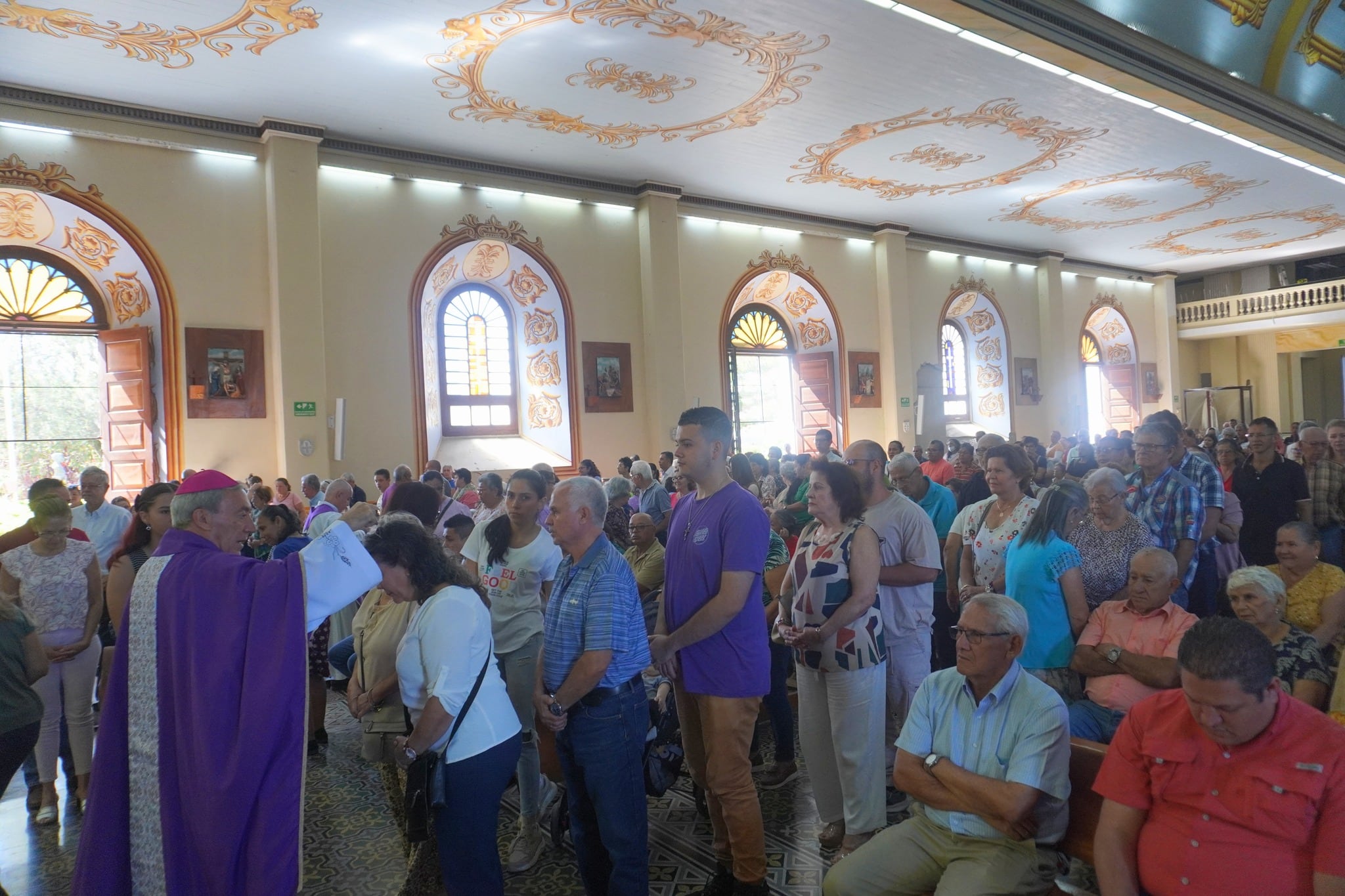 Monseñor Bartolomé Buigues Oller celebró la misa del Miércoles de Ceniza 2026 en la parroquia Nuestra Señora del Pilar (catedral) de Alajuela.