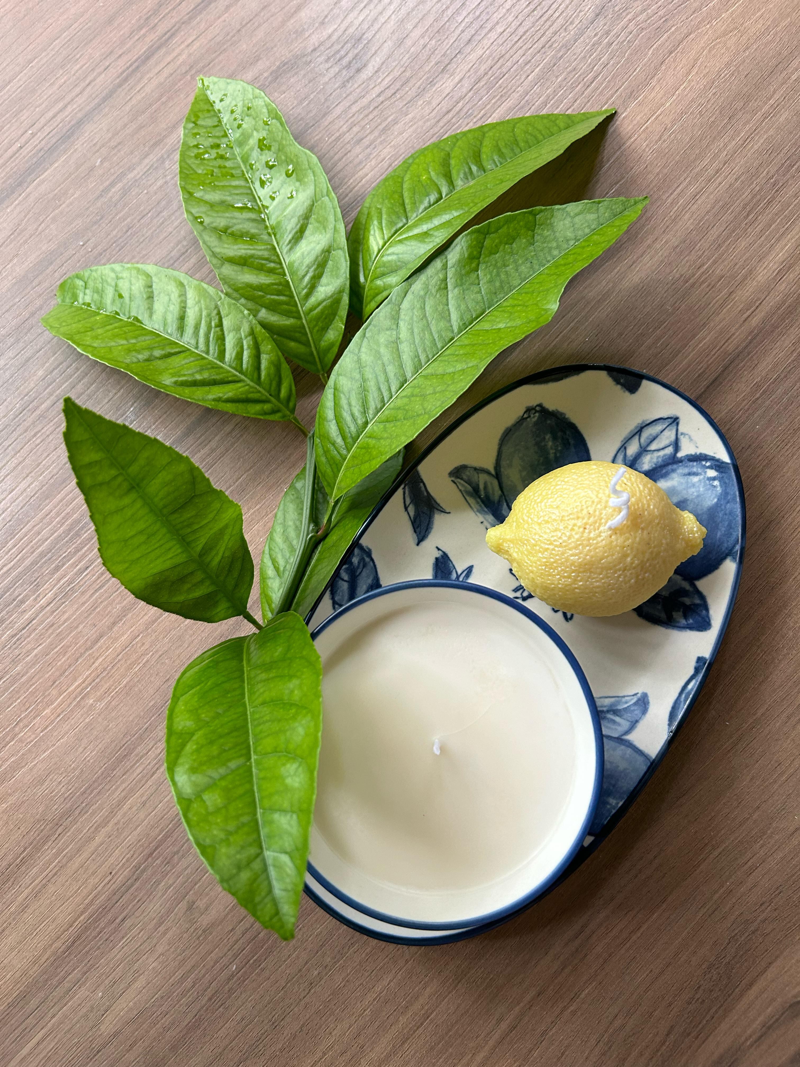 Pemela Solera emprendedora de velas y jabones