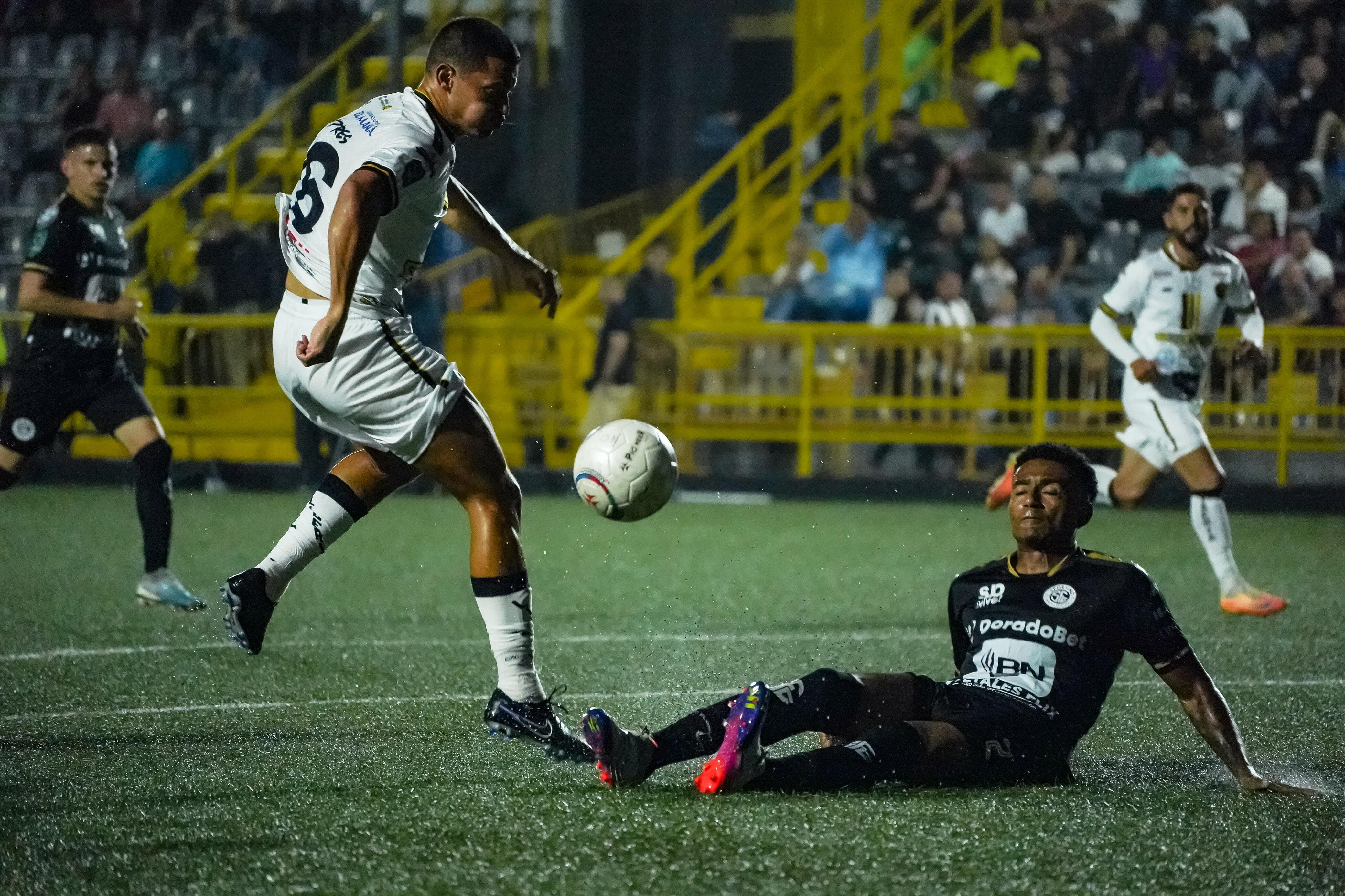 Liberia dejó ante Sporting ir tres puntos vitales para la clasificación. Foto: Prensa Liberia