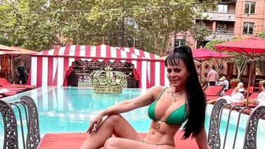 Pasan video de Maribel Guardia en pantallota de Nueva York y las imágenes conmueven a más de uno