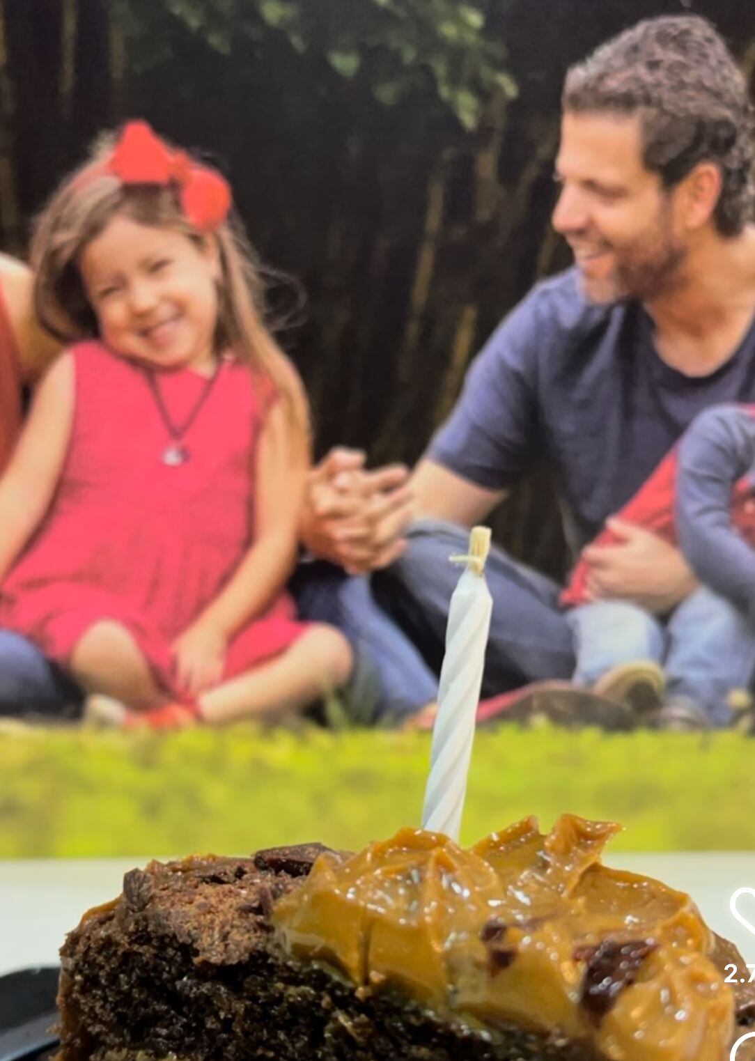 Ginnés Rodríguez y sus hijos para celebrarle el cumpleaños a Gerardo Zamora