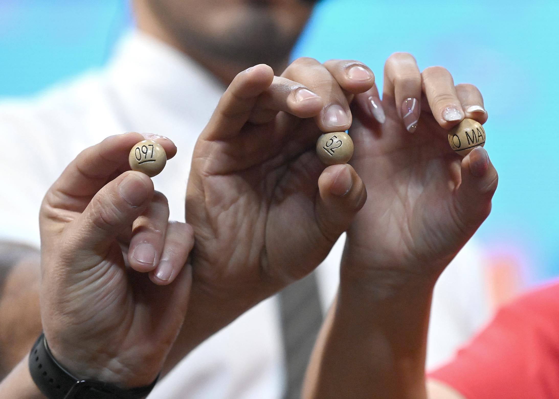 Sorteo de medio año.