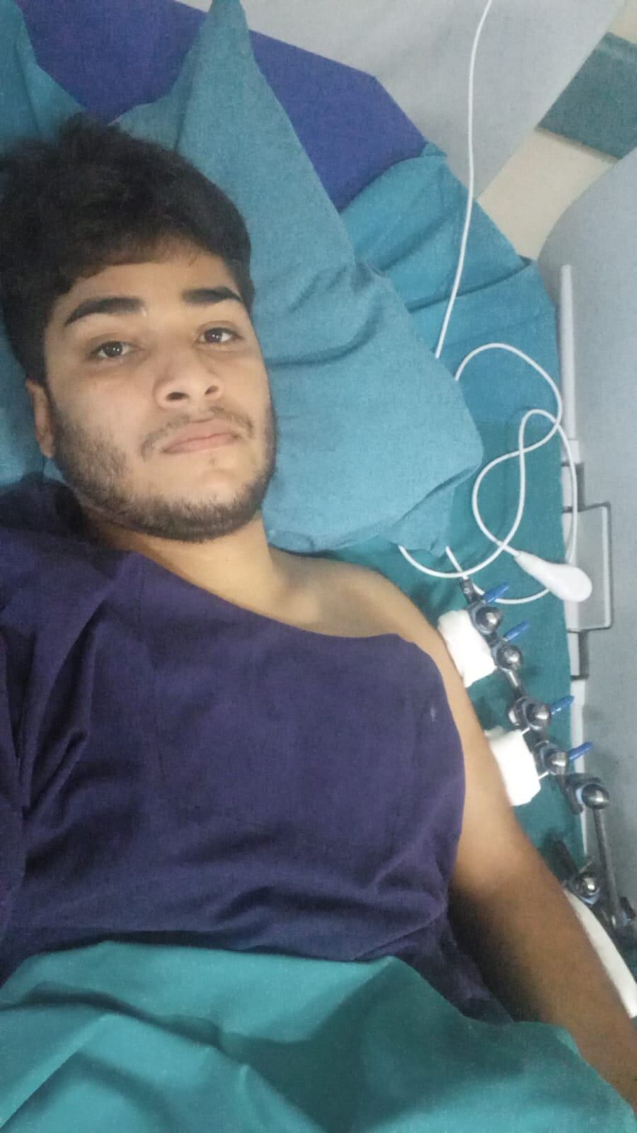 Joshua López Sequeira lucha por accidente en que murió un amigo