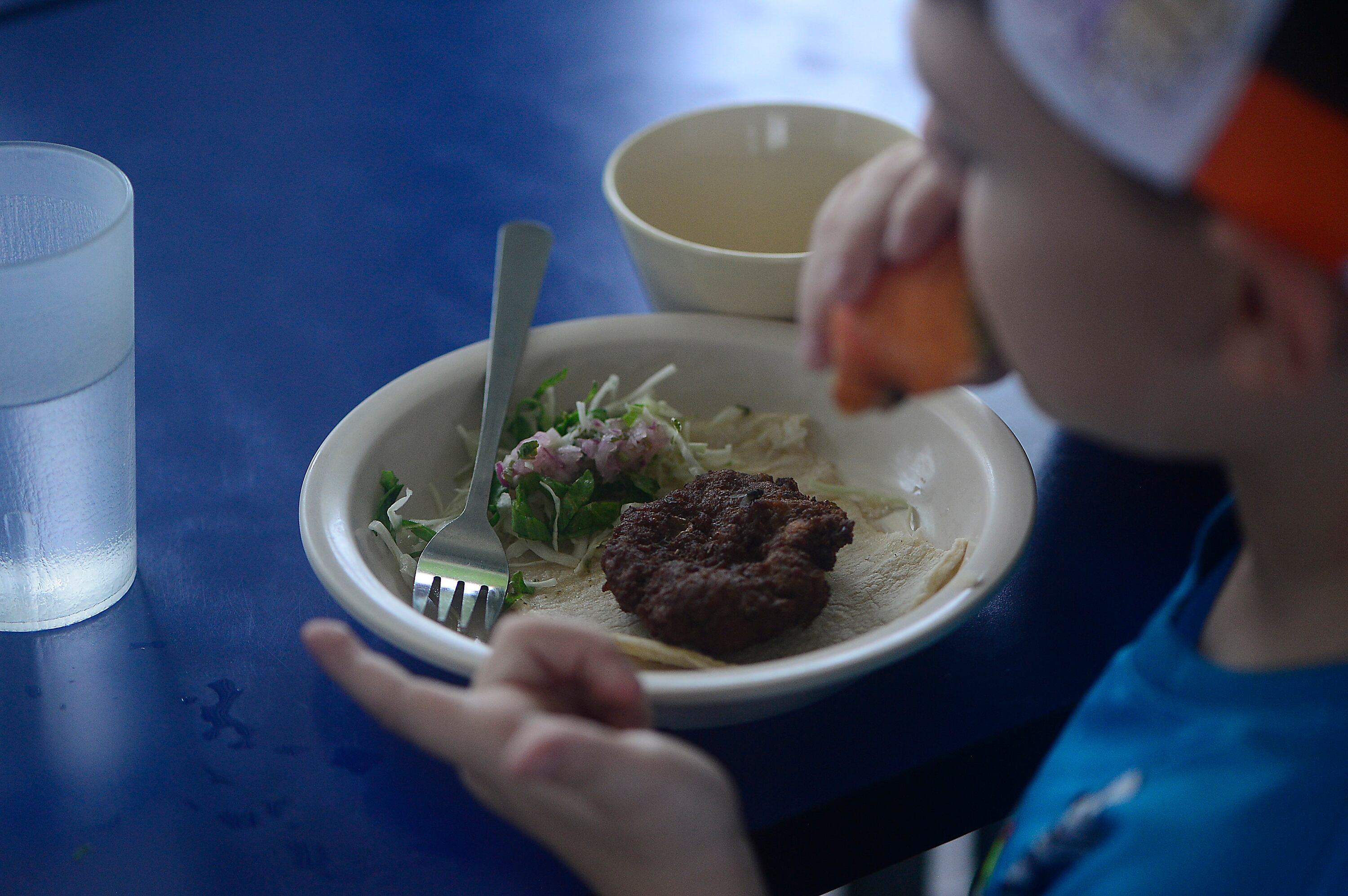 31\05\24 Alajuela, Guacima, Escuela María Vargas Rodríguez, Nutrición en el comedor escolar. Foto: Jorge Navarro para La Nación
